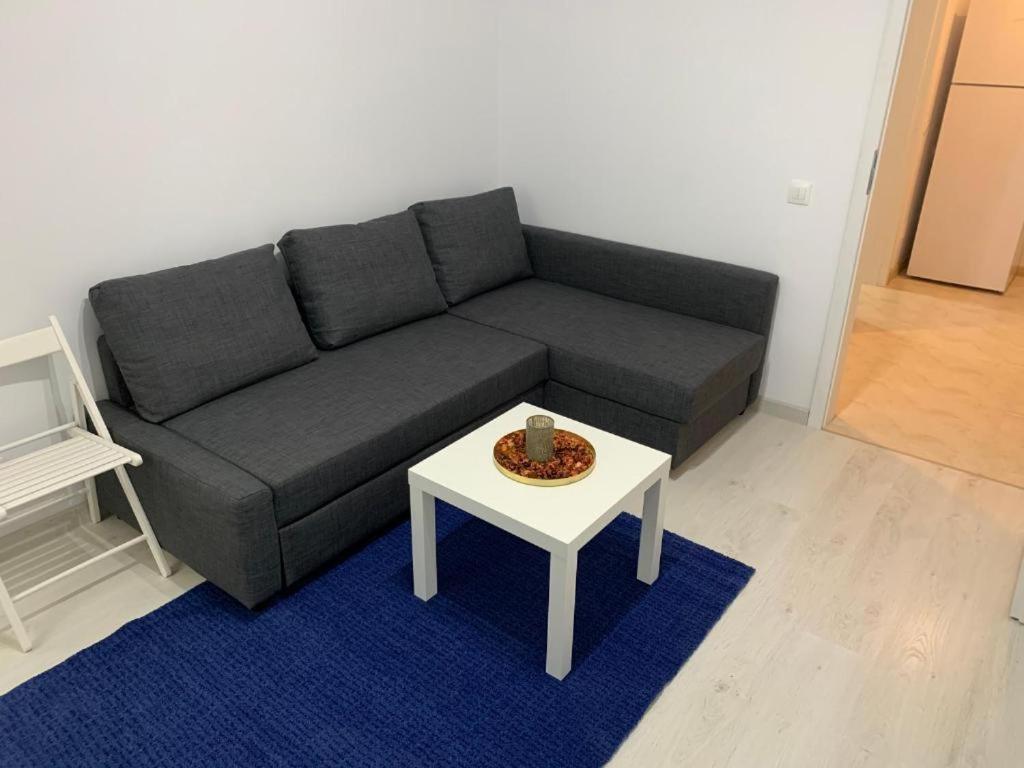 Apartment Piteşti Buitenkant foto